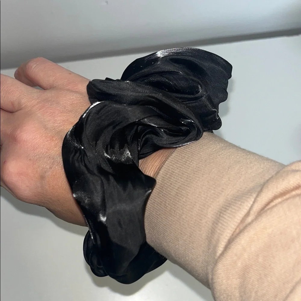 Lot of Lokks Silk Scrunchie Set - Black, Pink, Sage Green New w/ Tags #feminine